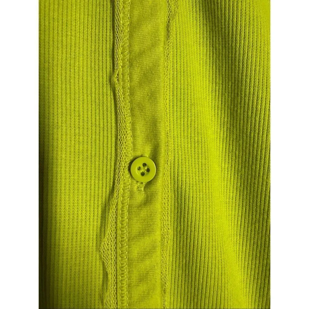 Melrose Chic Women’s Cardigan Size L Neon Green Ribbed Button Front Stretch Top